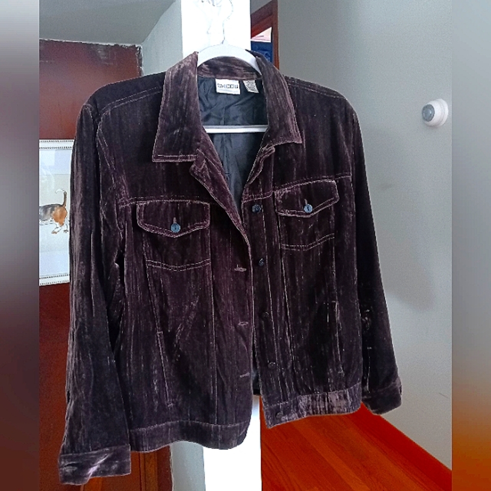 Chico's brown velvet jacket